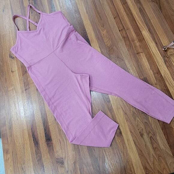 Old Navy Powerchill 7/8 Adjustable Crossback Strap Bodysuit Size 2X - Picture 2 of 11